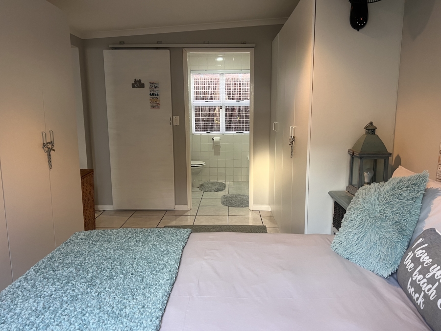 To Let 1 Bedroom Property for Rent in Melkbosstrand Central Western Cape